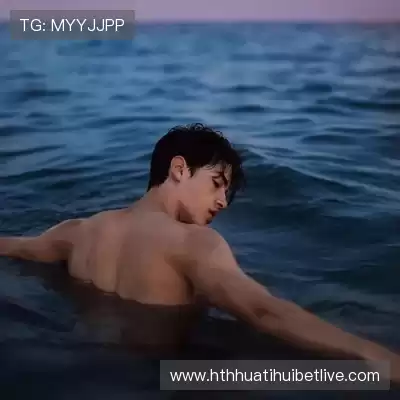 费冕靖